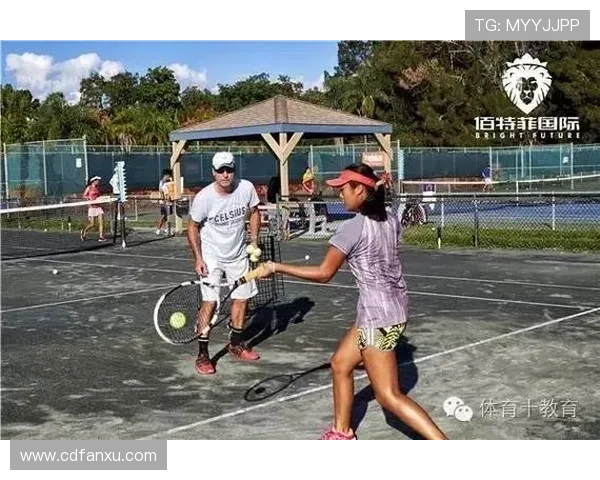 成都网球队以64分领跑大满贯积分榜展现强劲实力